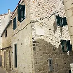 Peasant's Palace