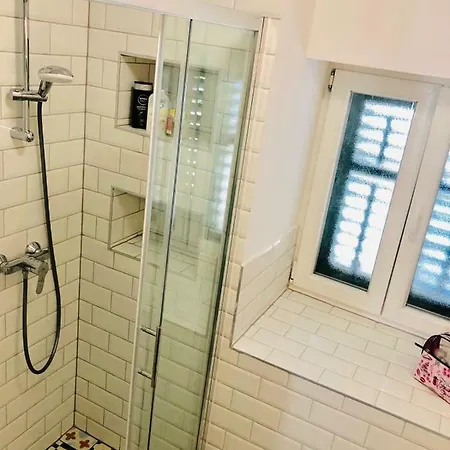 Peasant's Palace 3* Split