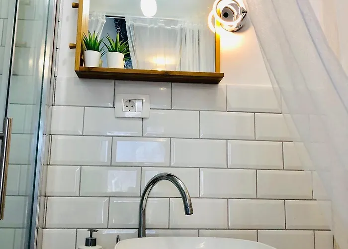 Peasant's Palace Split