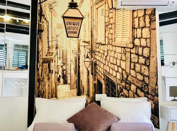 Gasthuis Peasant's Palace 3*