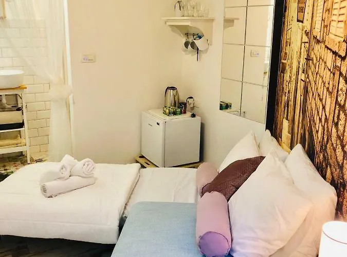 Peasant's Palace Gasthuis 3*